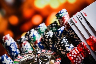 Live card deal moment captured on sgcplay studio feed sgcplay live Bandar Ceme card deal moment with multi-camera angle